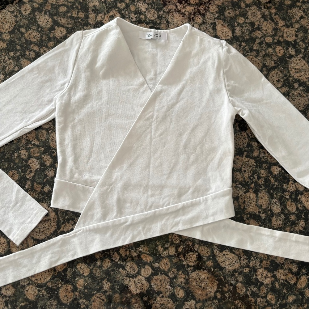 Vintage Tea You White Wrap Top